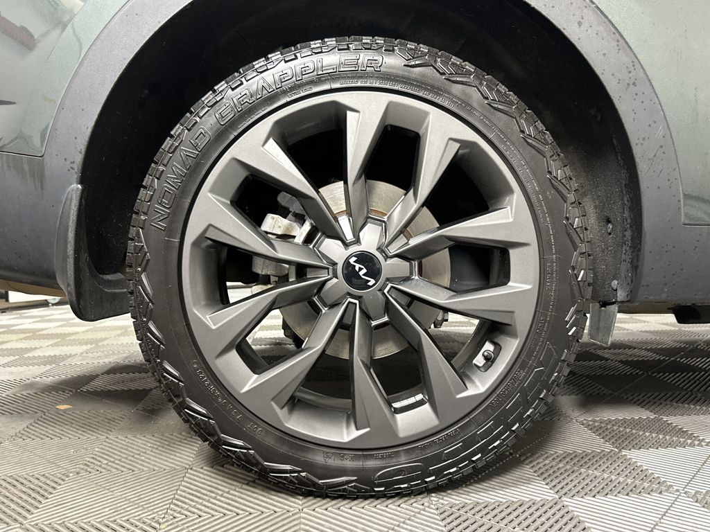 used 2022 Kia Sorento car, priced at $29,497