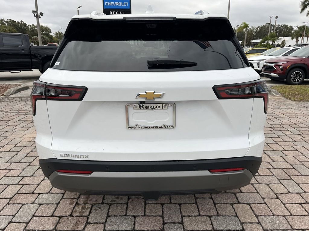 new 2025 Chevrolet Equinox car, priced at $33,830