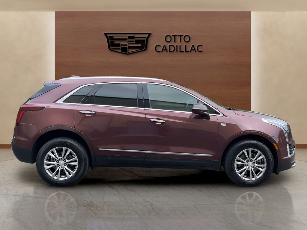 used 2022 Cadillac XT5 car, priced at $34,800