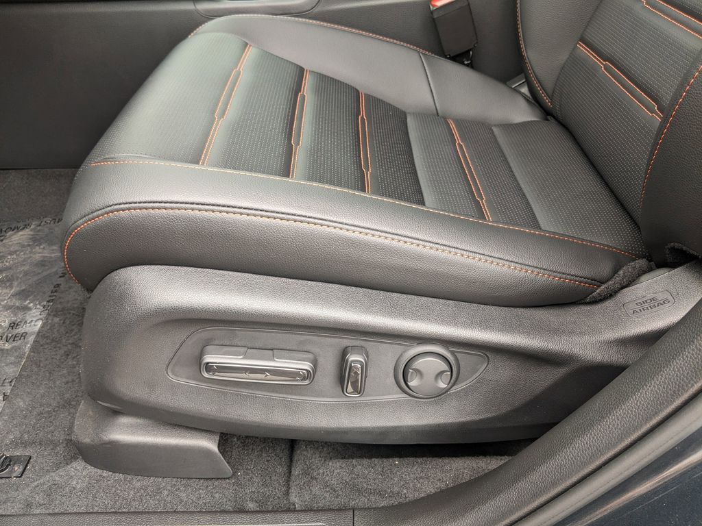 new 2026 Honda CR-V Hybrid car, priced at $39,869