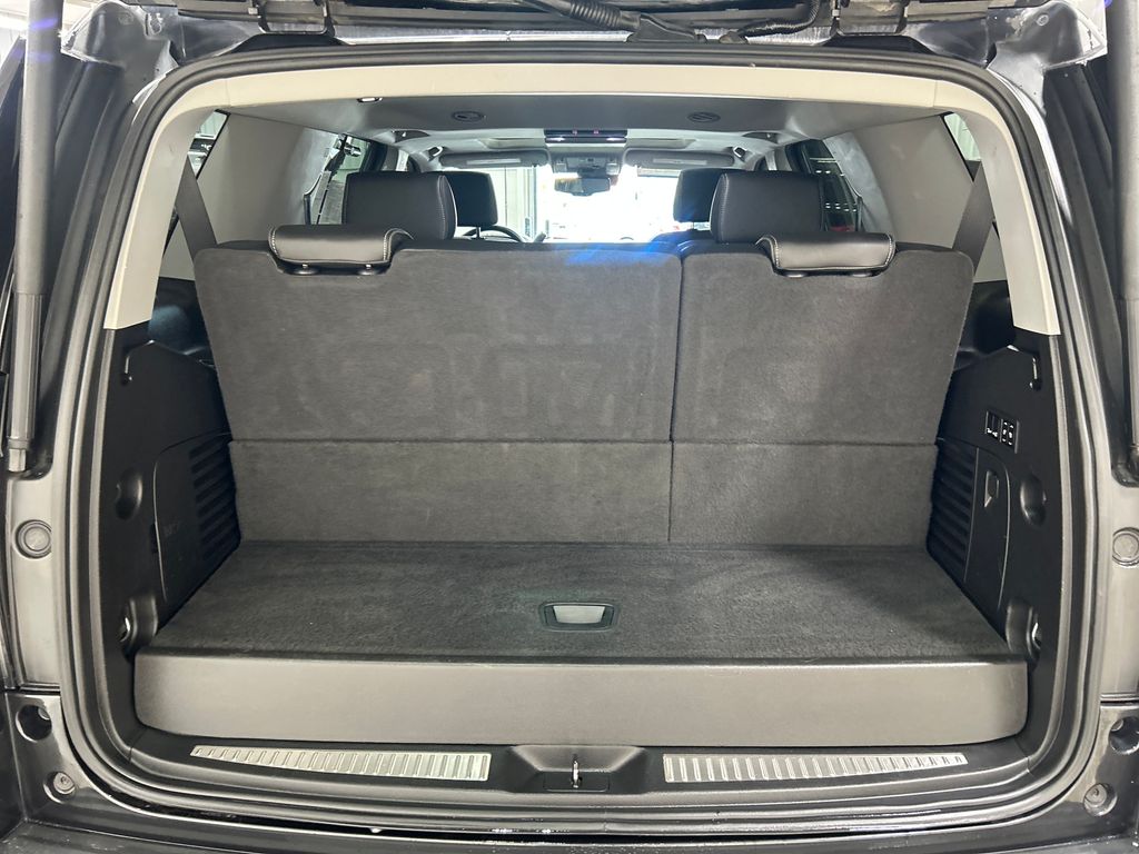 used 2020 GMC Yukon car, priced at $42,841