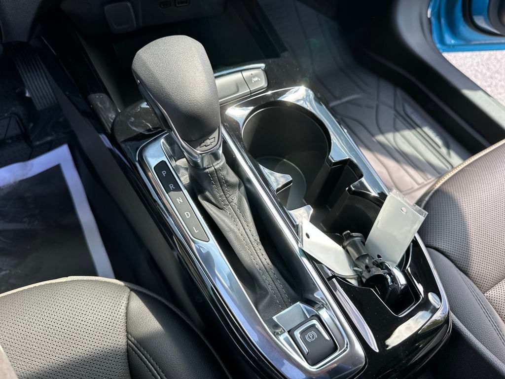 new 2025 Chevrolet Trax car, priced at $27,335