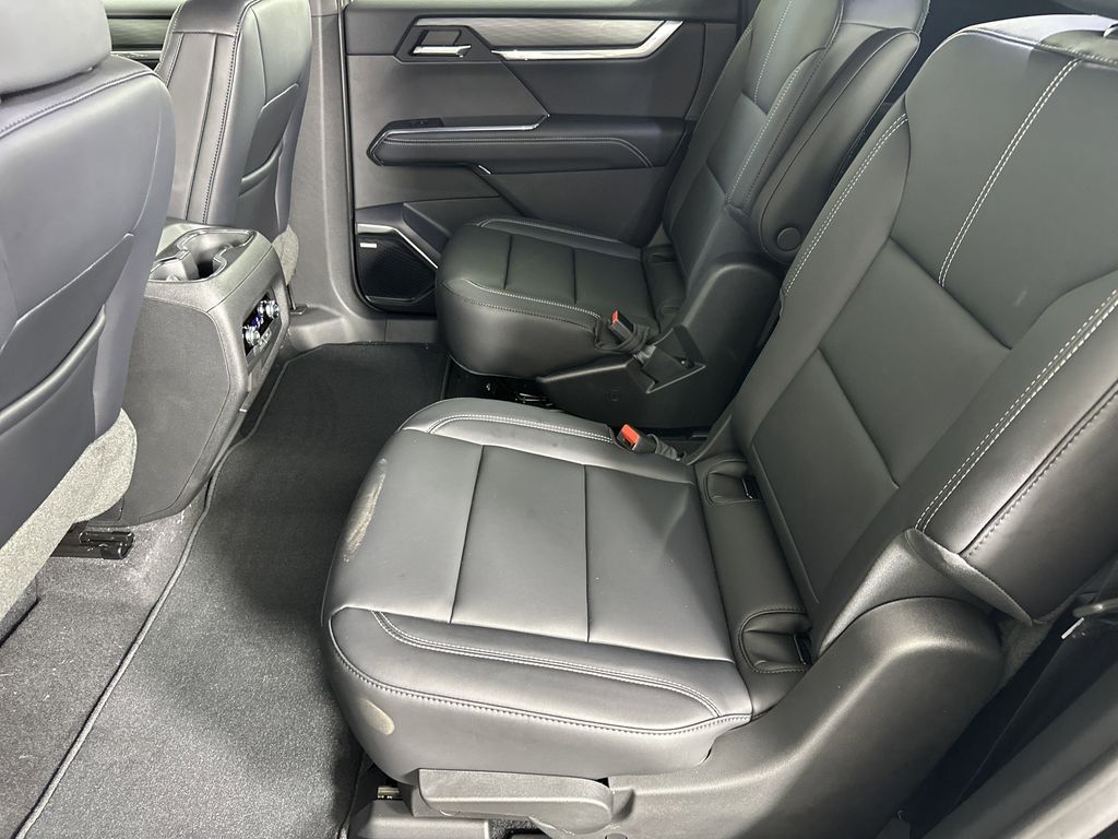 new 2025 GMC Acadia car, priced at $45,525