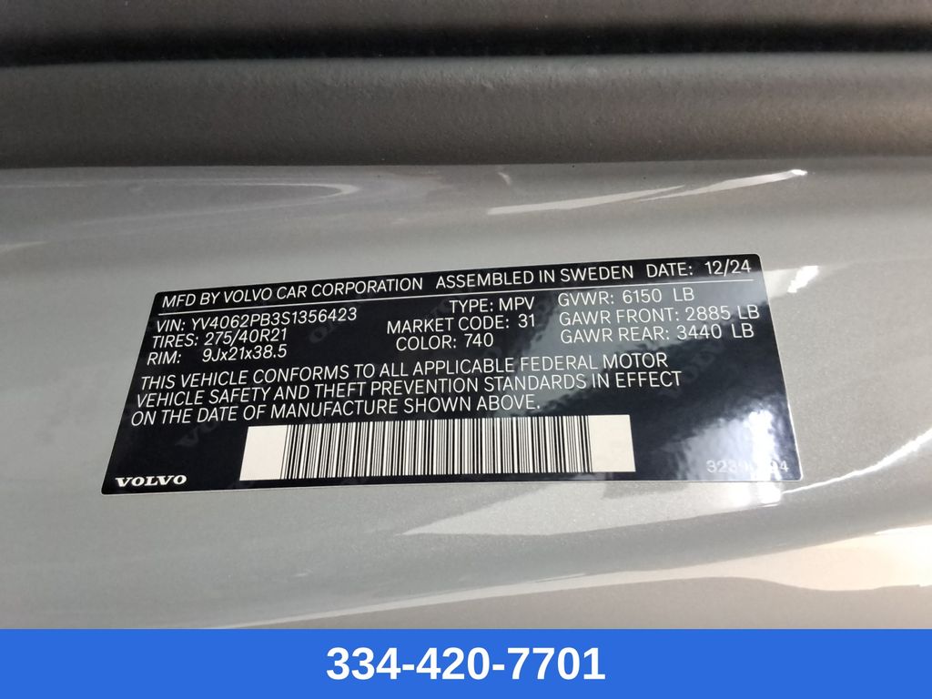 used 2025 Volvo XC90 car, priced at $53,999