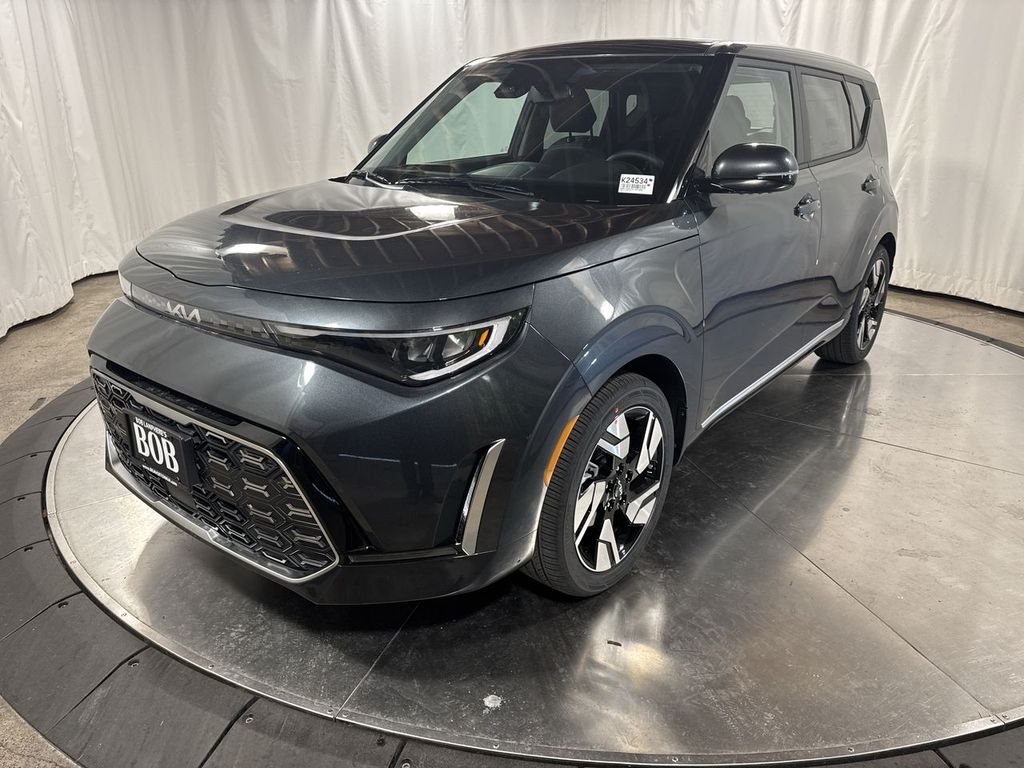 new 2025 Kia Soul car, priced at $24,721