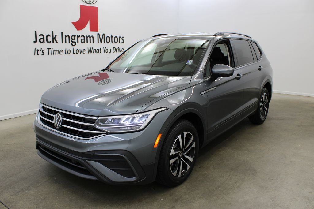 used 2024 Volkswagen Tiguan car, priced at $26,999