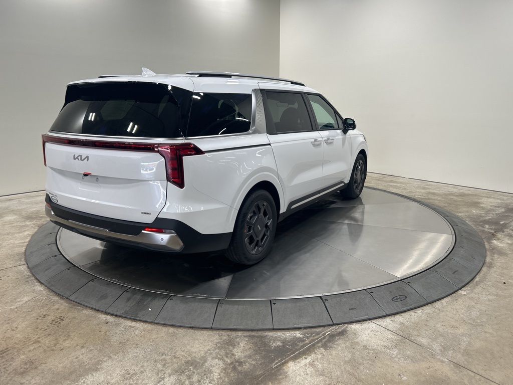 new 2026 Kia Carnival Hybrid car, priced at $48,274