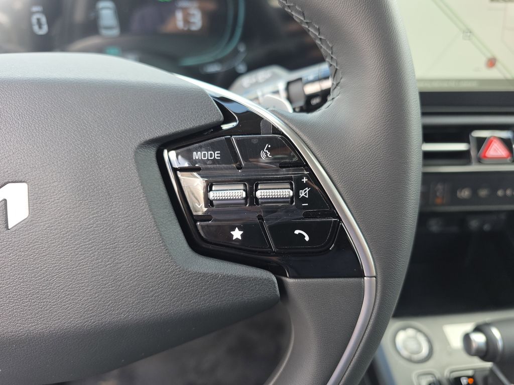 new 2025 Kia Niro car, priced at $30,220