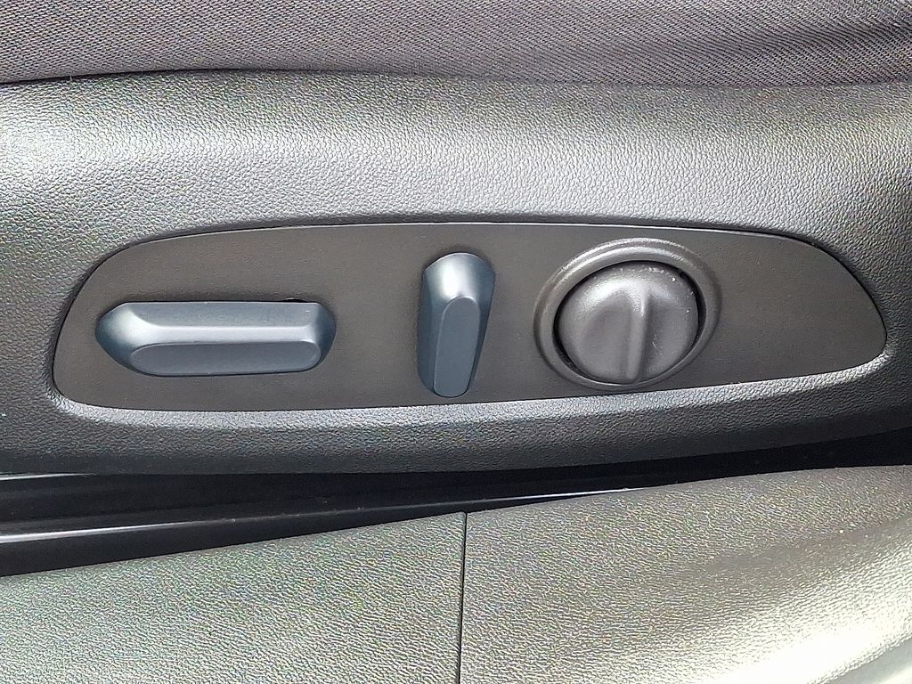 used 2024 Chevrolet Malibu car, priced at $20,495