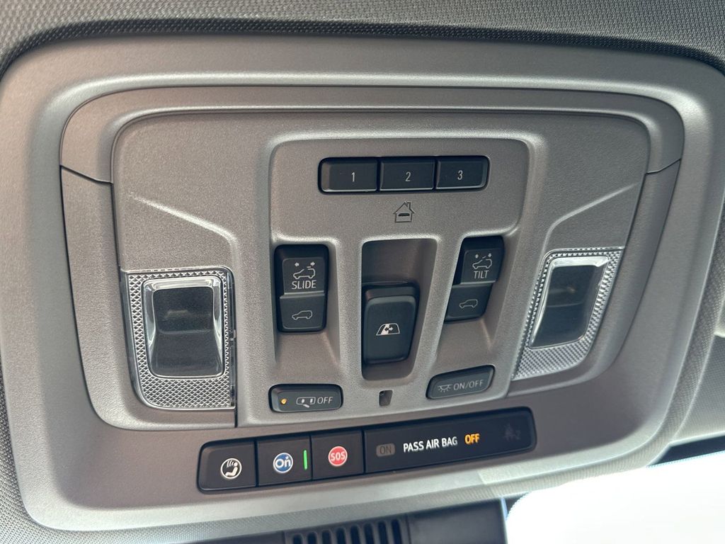 new 2025 GMC Sierra 2500HD car, priced at $86,009