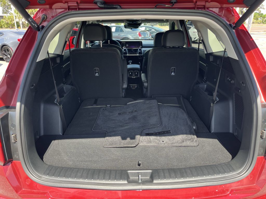 used 2022 Kia Sorento car, priced at $34,291