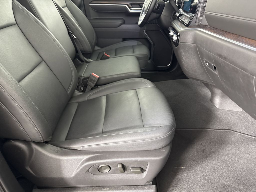 used 2025 GMC Sierra 1500 car, priced at $50,797