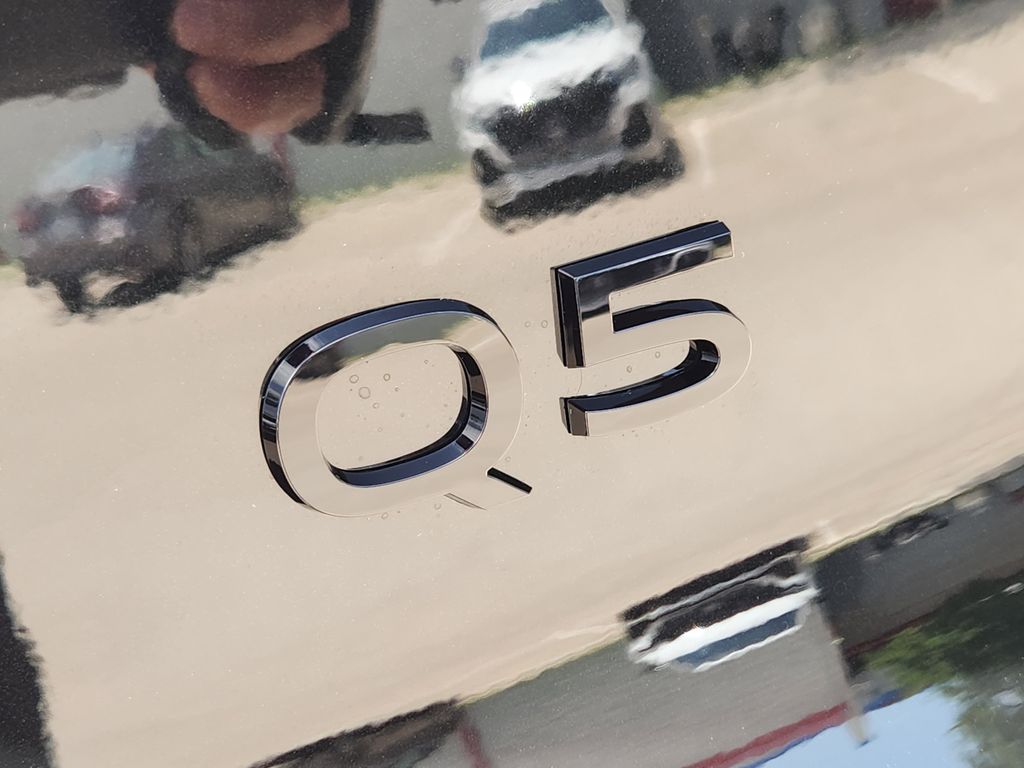 new 2025 Audi Q5 car, priced at $60,860