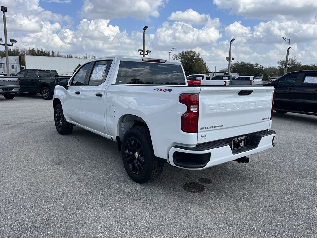 new 2025 Chevrolet Silverado 1500 car, priced at $43,244