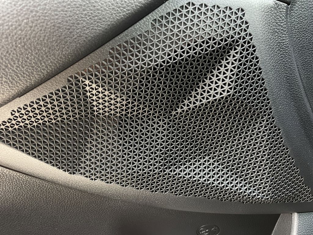 new 2025 Kia Seltos car, priced at $24,958