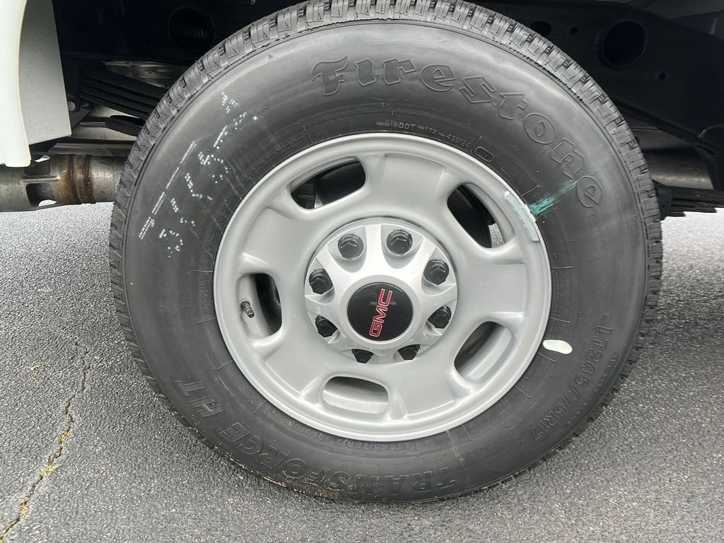 new 2024 GMC Sierra 2500HD car, priced at $54,218