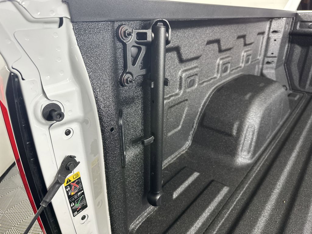 new 2025 GMC Sierra 1500 car, priced at $58,824