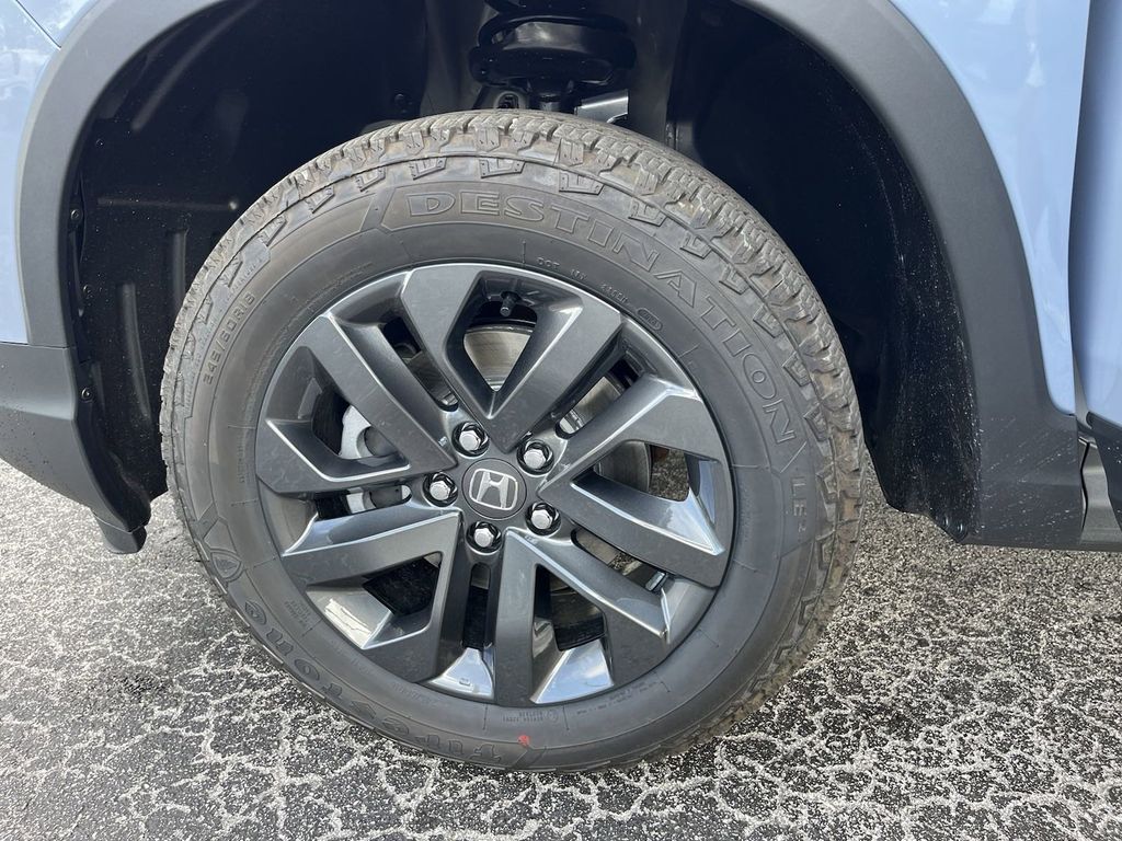 new 2025 Honda Ridgeline car, priced at $38,873