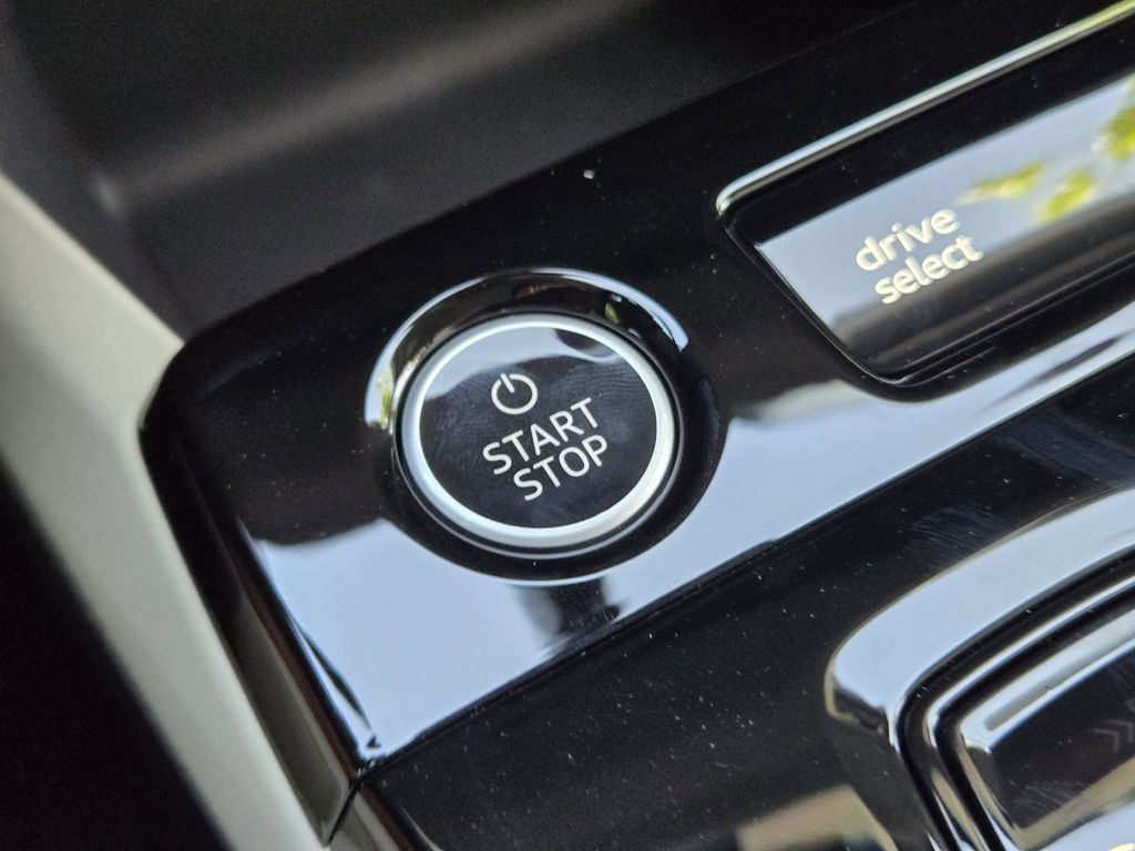 new 2025 Audi Q6 e-tron car, priced at $77,750