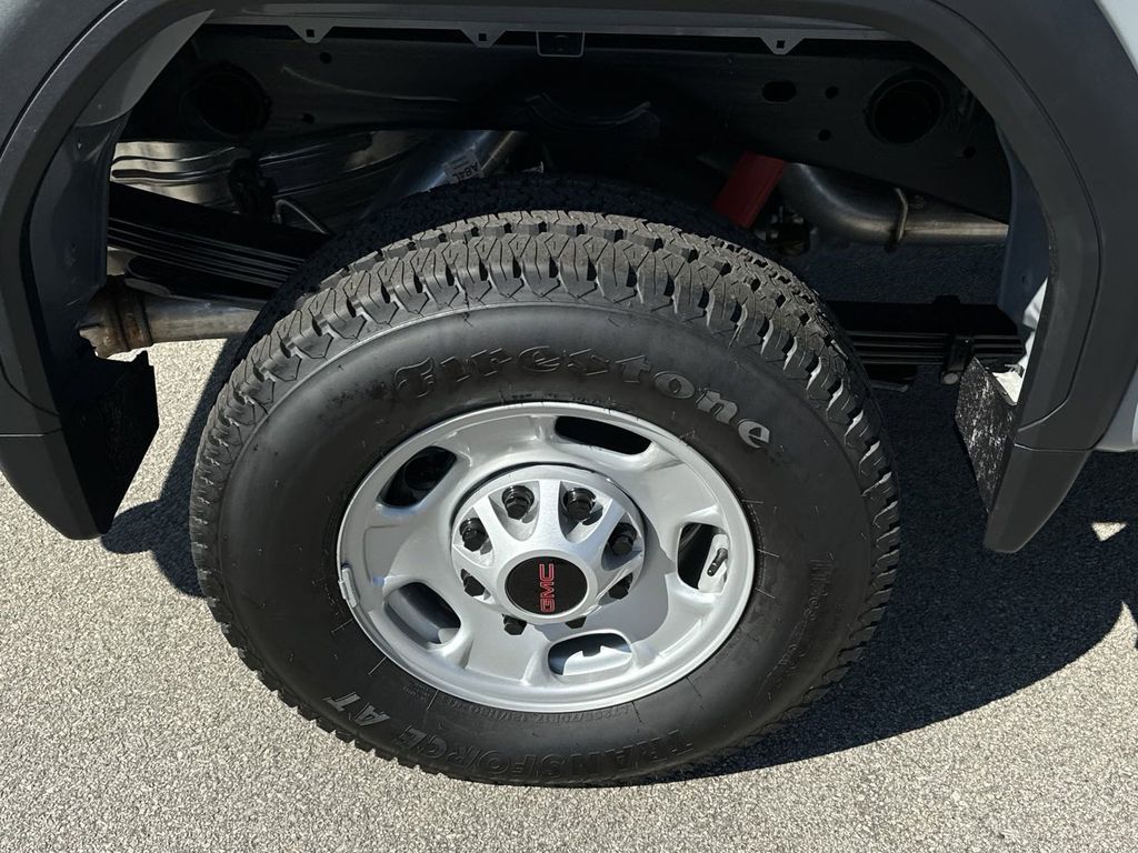 new 2024 GMC Sierra 2500HD car, priced at $59,745