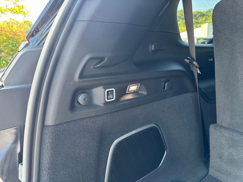 new 2025 Jeep Grand Cherokee L car, priced at $59,990