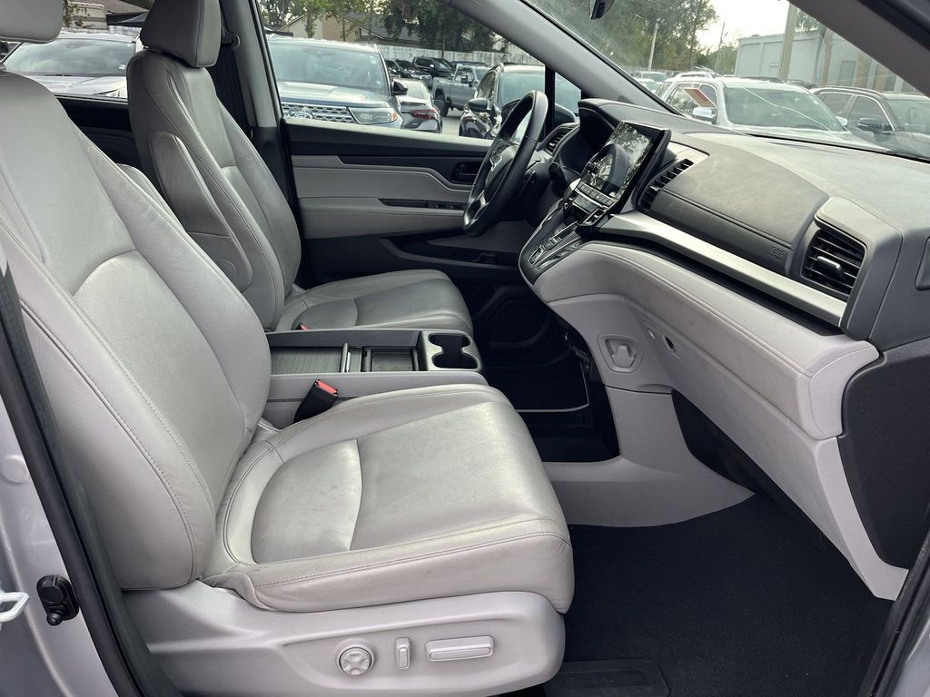 used 2022 Honda Odyssey car, priced at $34,254