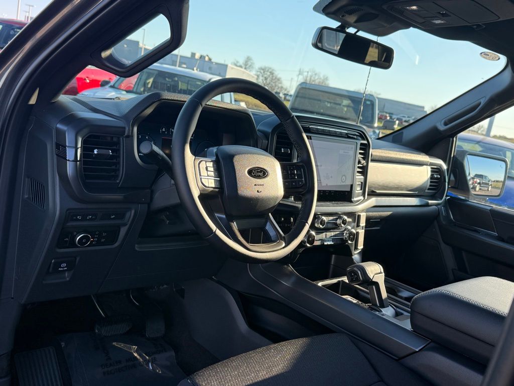 new 2024 Ford F-150 car, priced at $52,574