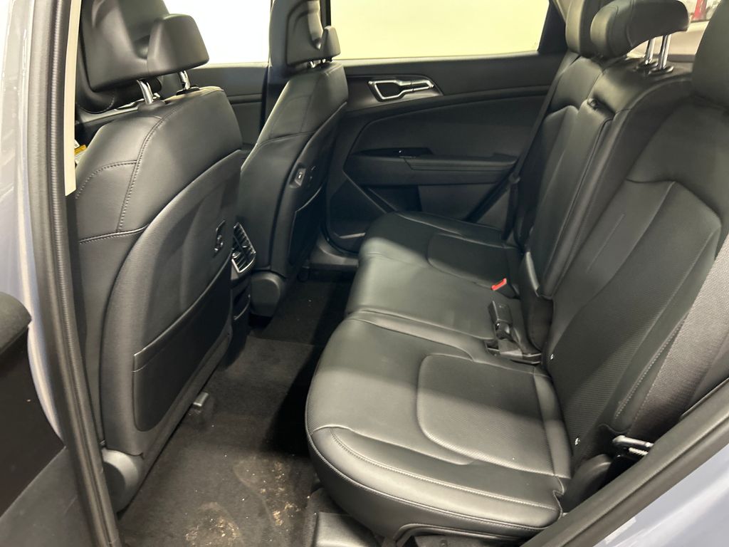 new 2025 Kia Sportage car, priced at $30,659