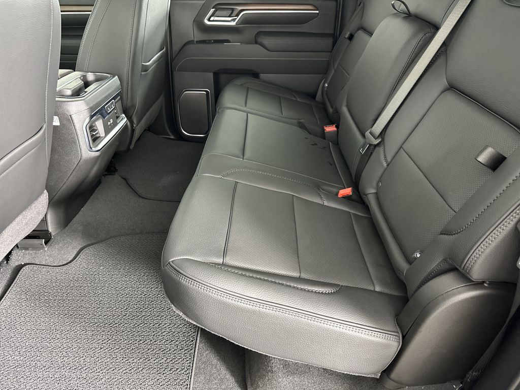 new 2025 GMC Sierra 2500HD car, priced at $86,034