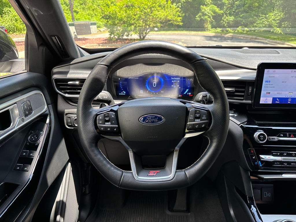 used 2022 Ford Explorer car, priced at $40,000
