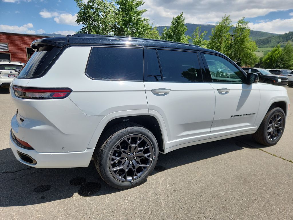 new 2025 Jeep Grand Cherokee L car, priced at $64,753