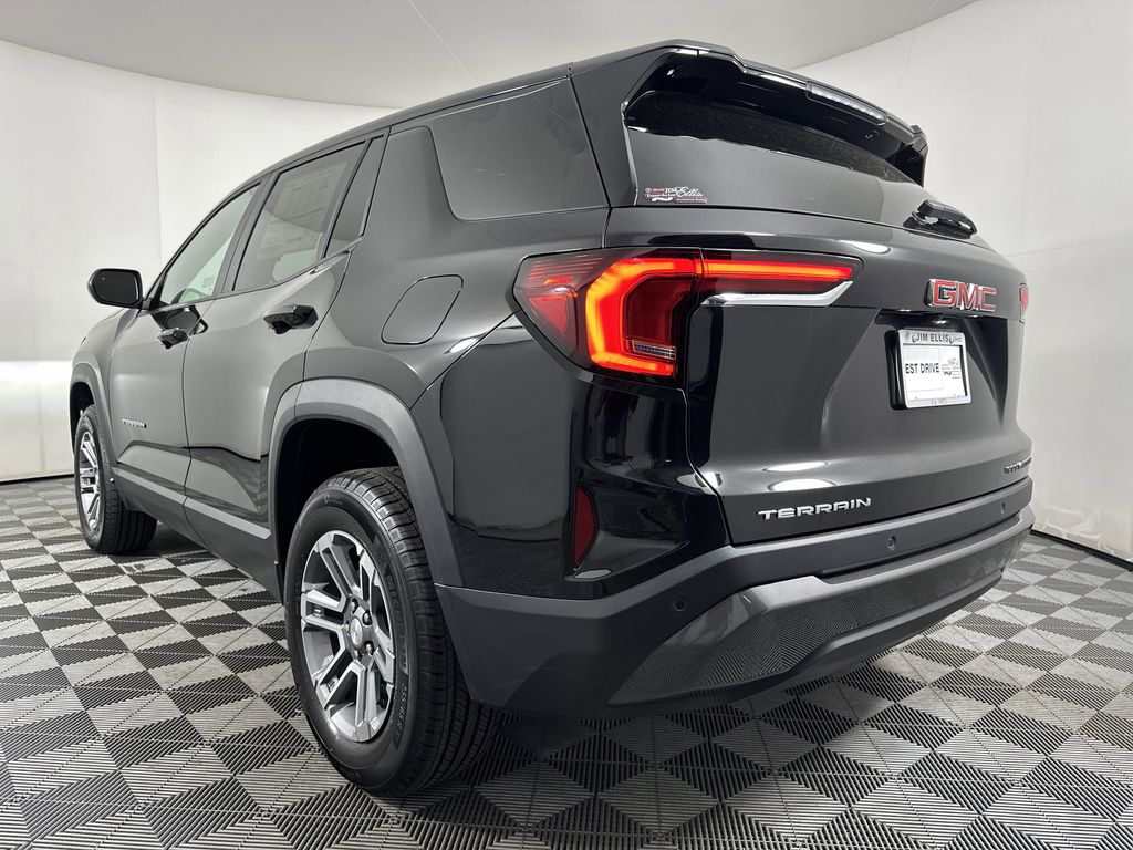 new 2025 GMC Terrain car, priced at $28,890