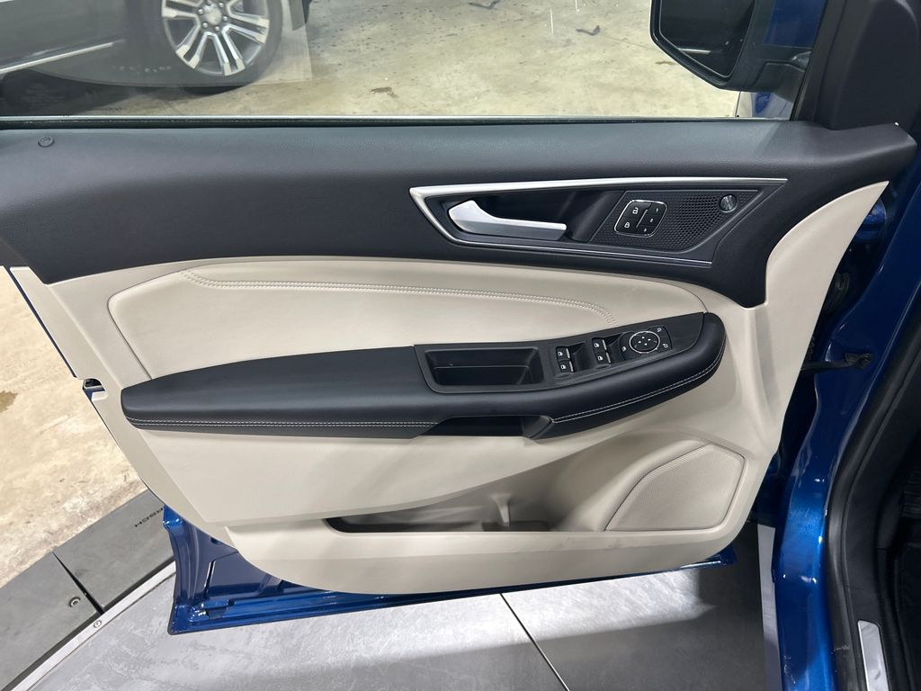used 2024 Ford Edge car, priced at $38,908