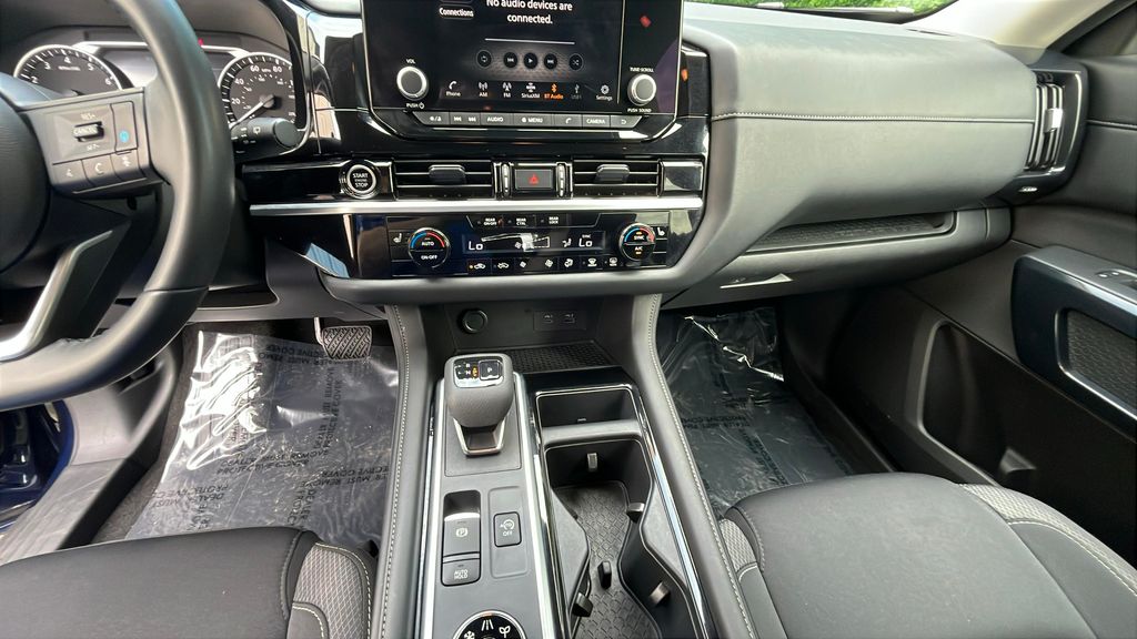 used 2024 Nissan Pathfinder car, priced at $30,900