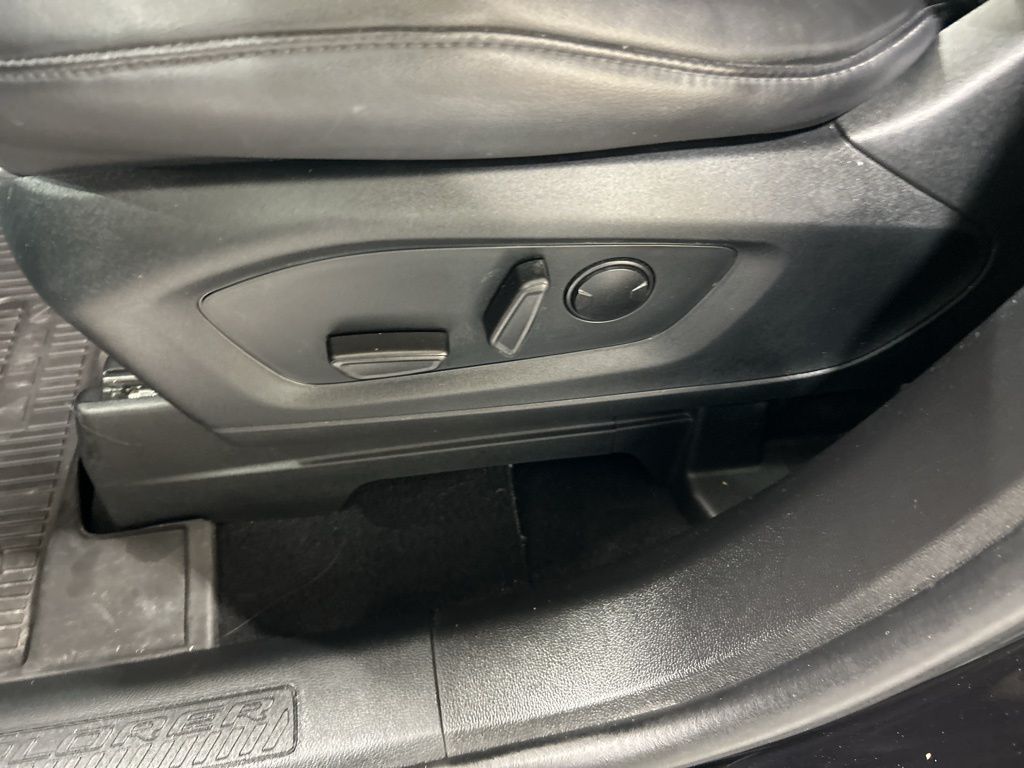 used 2023 Ford Explorer car, priced at $32,954