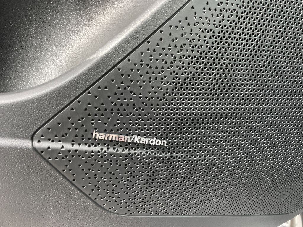 new 2025 Kia Niro car, priced at $32,903