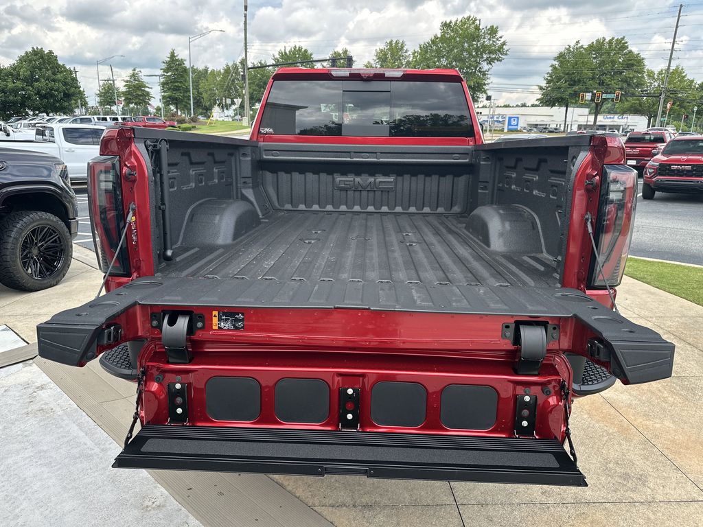 new 2025 GMC Sierra 2500HD car, priced at $87,084
