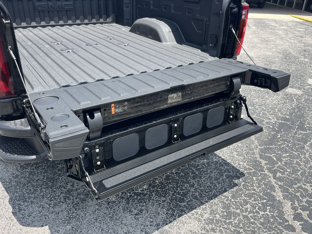 new 2025 GMC Sierra 2500HD car, priced at $89,460