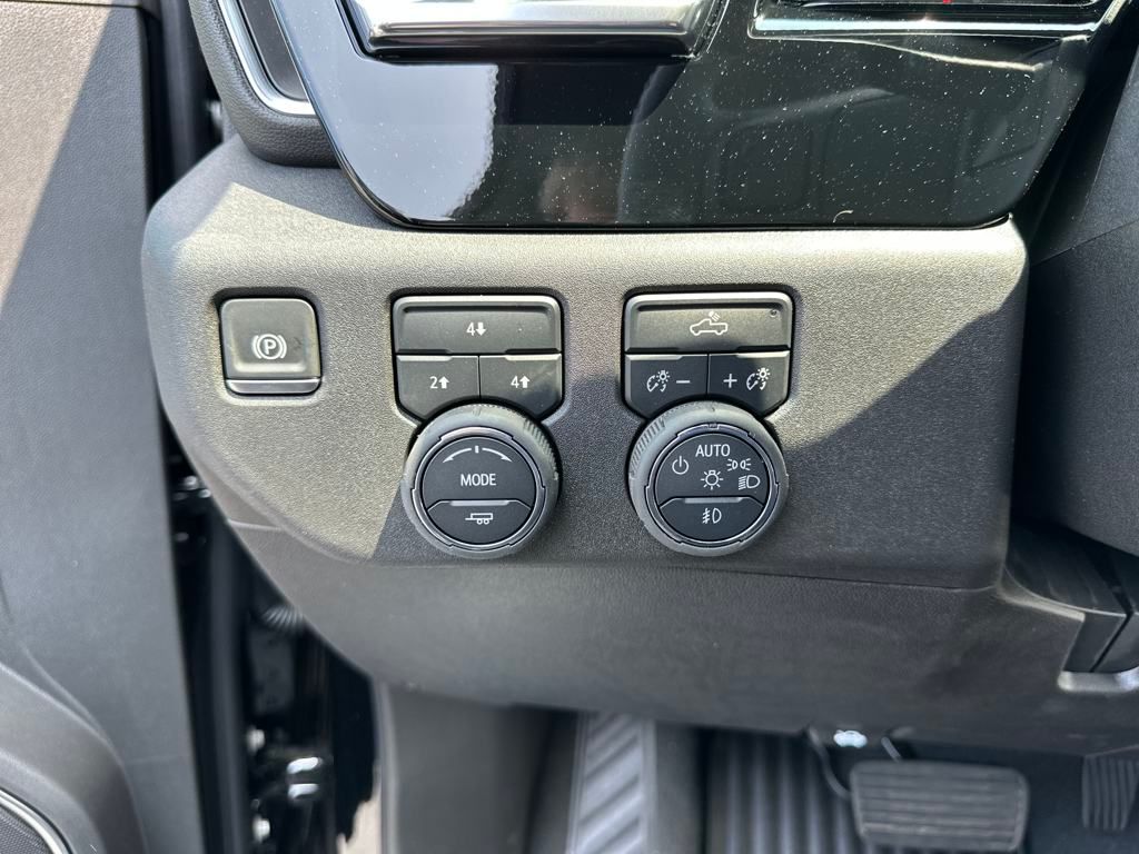 new 2025 Chevrolet Silverado 2500HD car, priced at $64,990