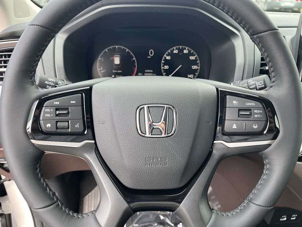 new 2025 Honda Odyssey car, priced at $46,522