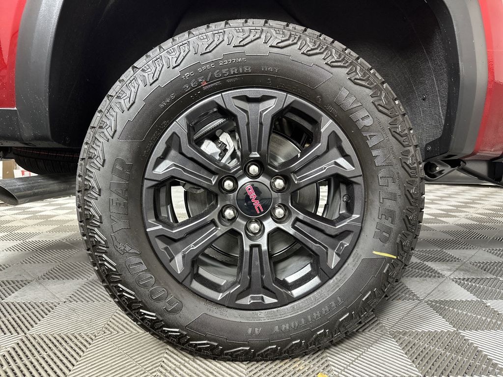 new 2025 GMC Canyon car, priced at $41,570