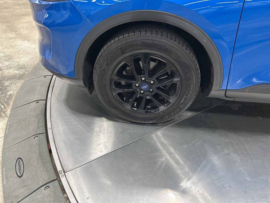 used 2021 Ford Escape car, priced at $20,952