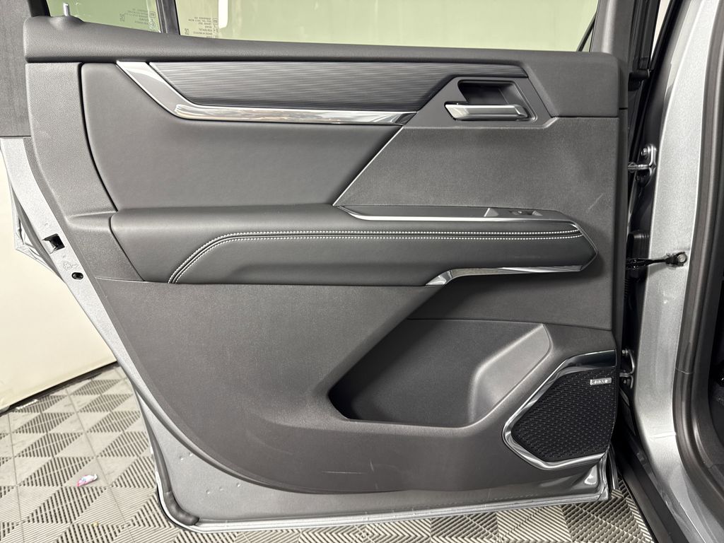 new 2025 GMC Acadia car, priced at $50,325