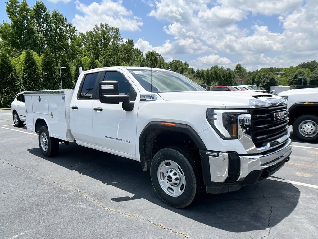 new 2024 GMC Sierra 2500HD car, priced at $46,703