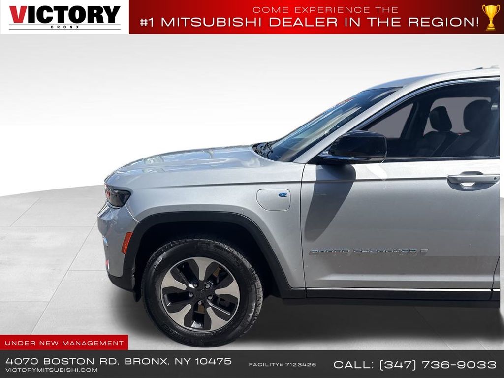 used 2023 Jeep Grand Cherokee car, priced at $22,495