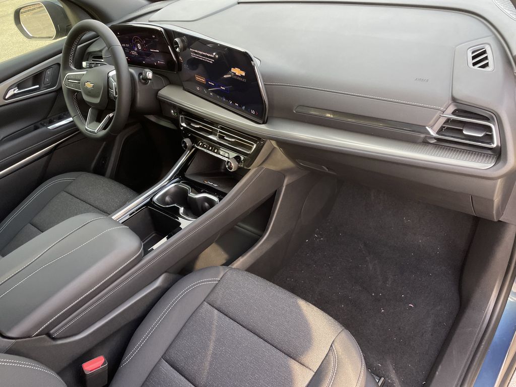 new 2026 Chevrolet Traverse car, priced at $37,495