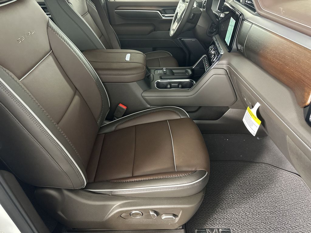 new 2025 GMC Sierra 2500HD car, priced at $86,502
