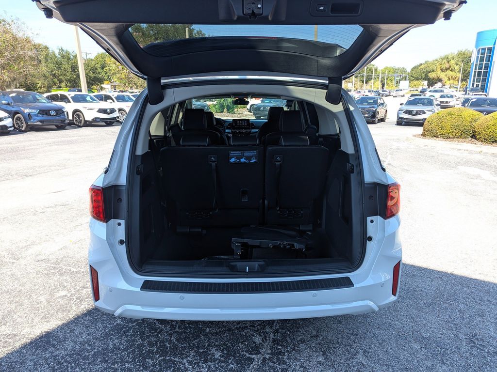 new 2026 Honda Odyssey car, priced at $49,445