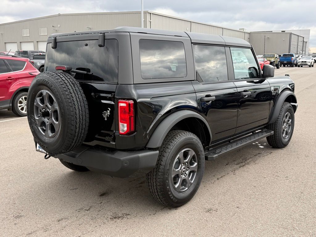 new 2024 Ford Bronco car, priced at $43,129