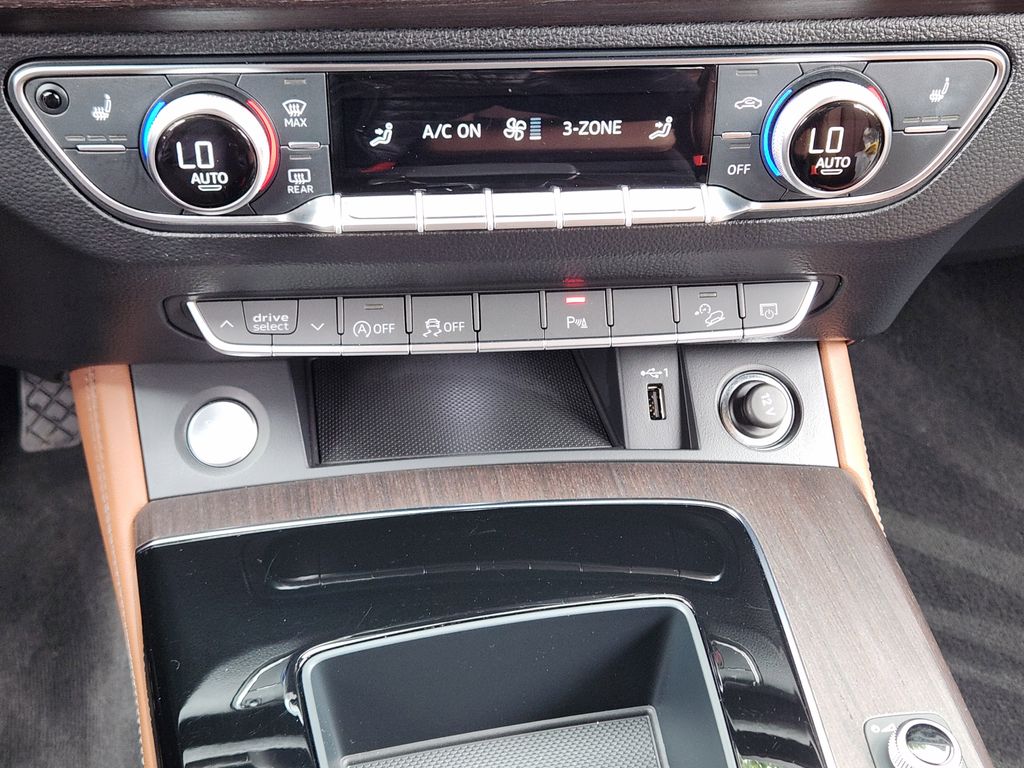used 2023 Audi Q5 car, priced at $39,622